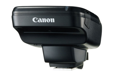Speedlite Transmitter ST-E3-RT view 1 