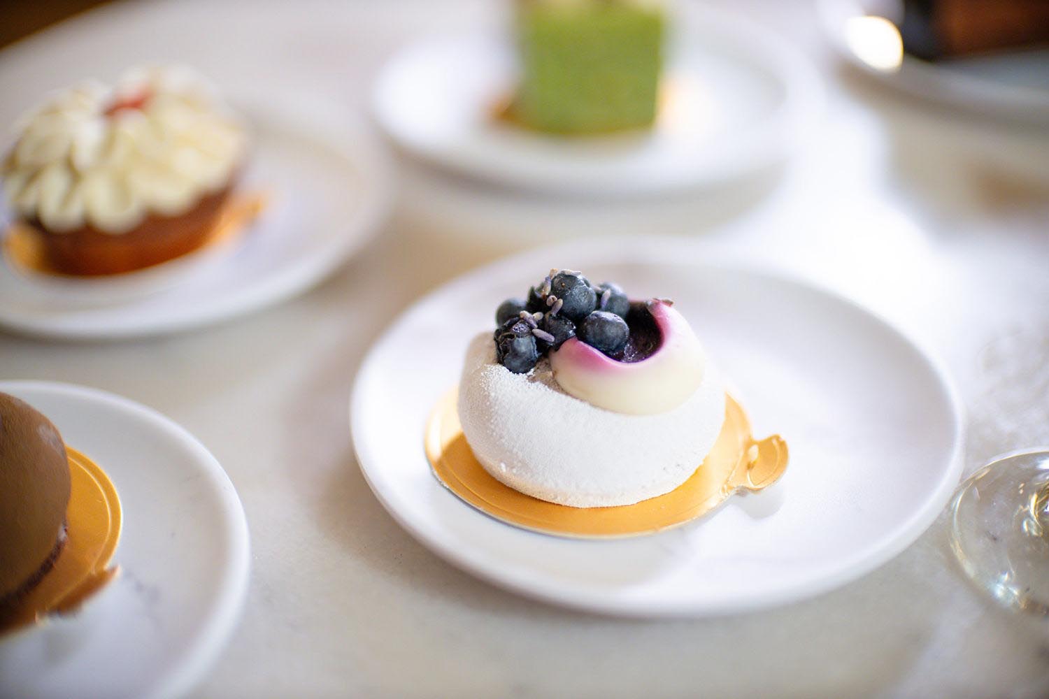 Sobremesa no prato